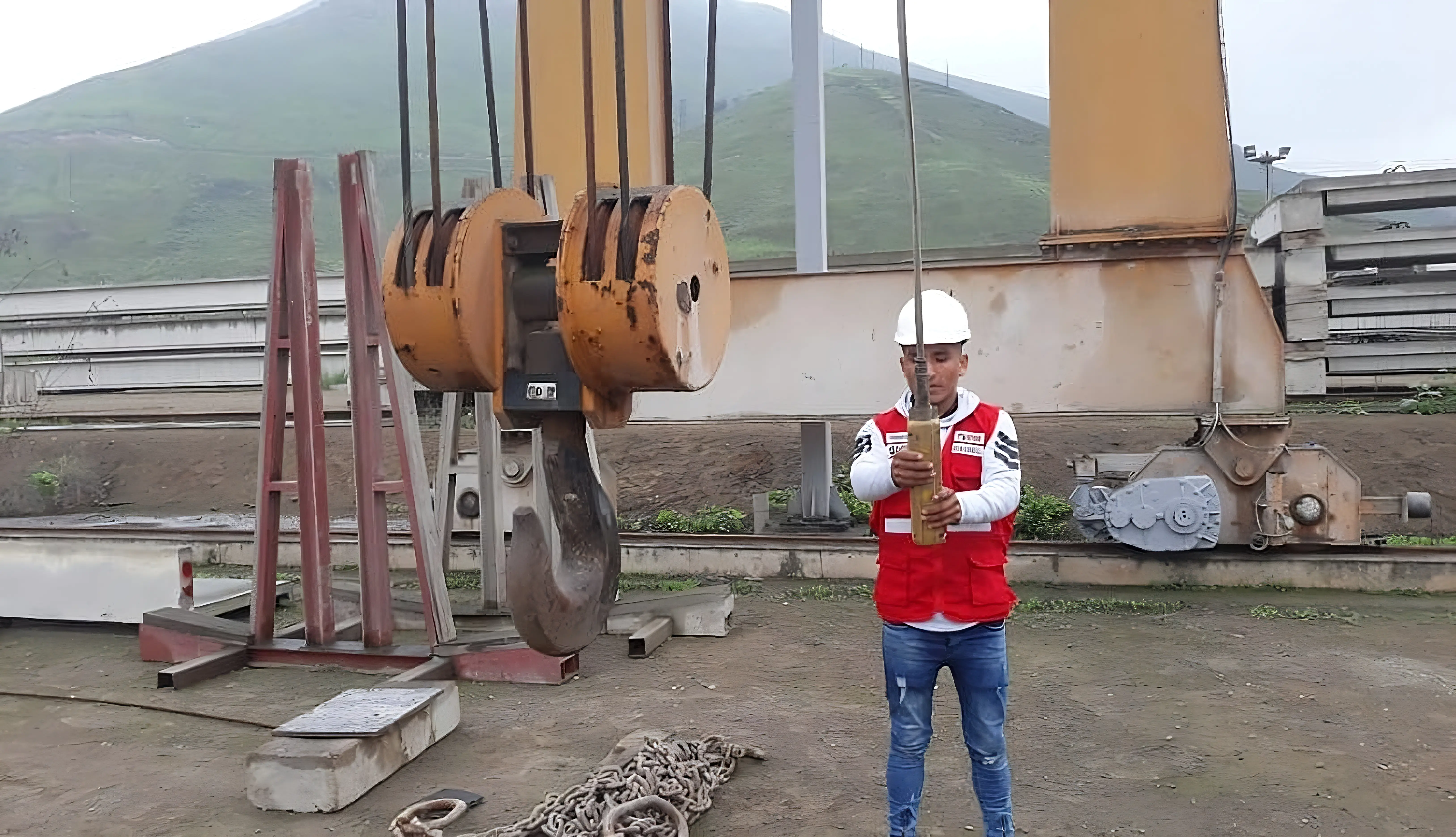 Operador de Grúa Pórtico