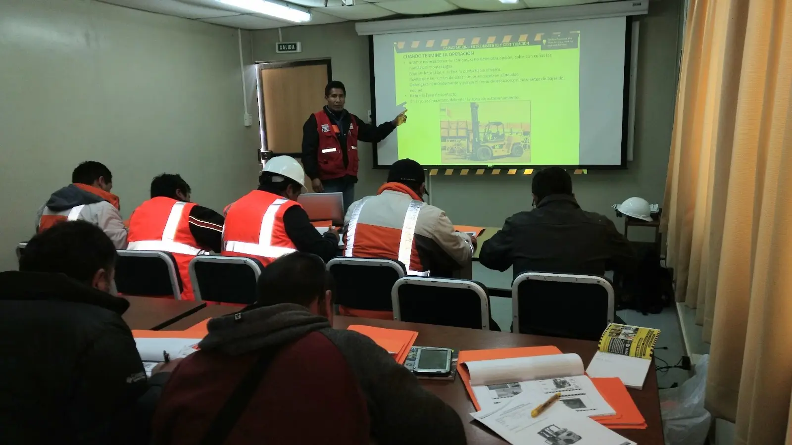 Fundamento teórico normativo ASME y ANSI en ECAX Perú